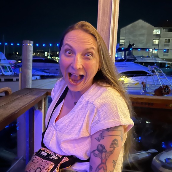 Meet your Posher, Laura - Picture 9 of 16